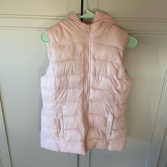 New York & Company Jackets & Blazers - New York & Company Sherpa vest - S